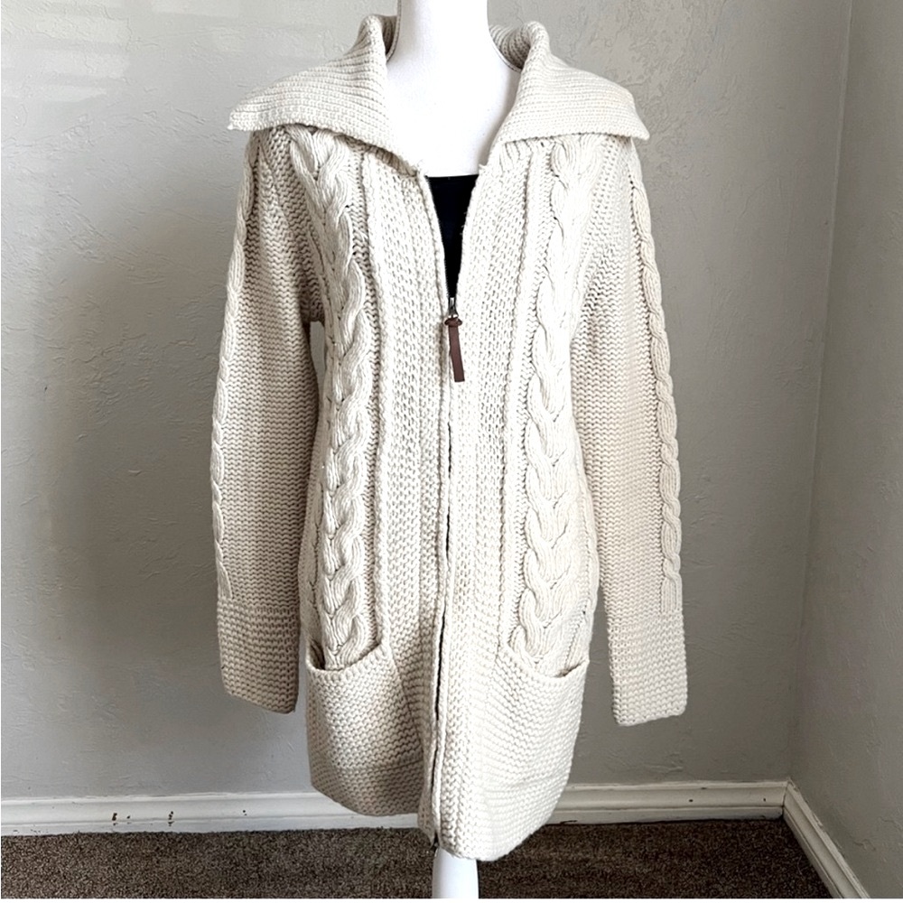 Cynthia Rowley Long Wool Zip Front Cardigan. Ivory. Size L.